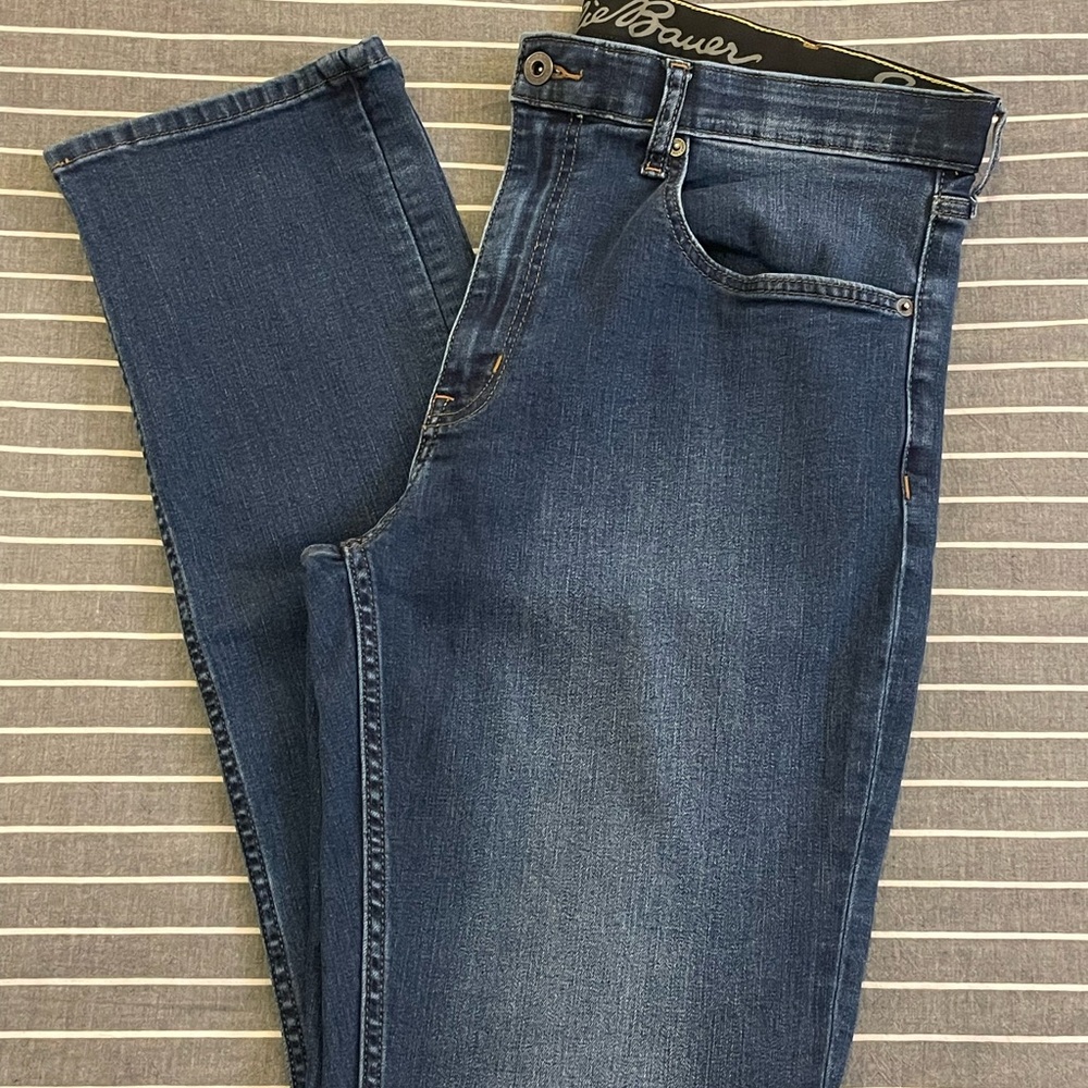 Eddie Bauer Men's Indigo Straight Jeans